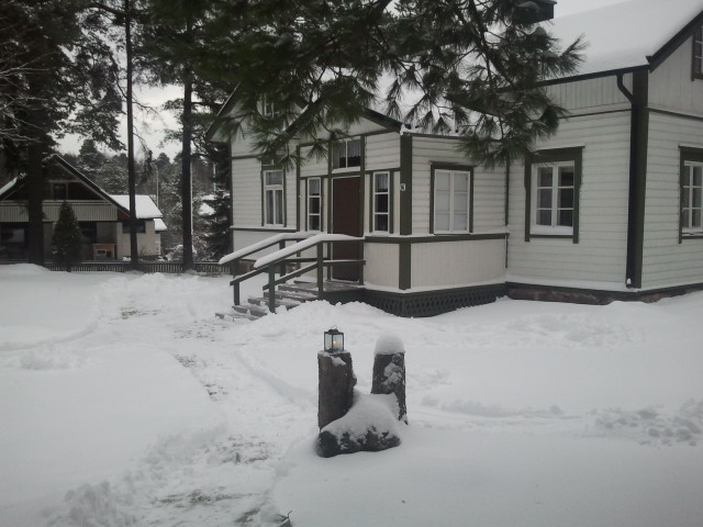 Kretsgången i vacker vinterskrud.