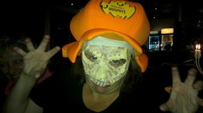 Efter några glas mousserat såg jag ut så här.