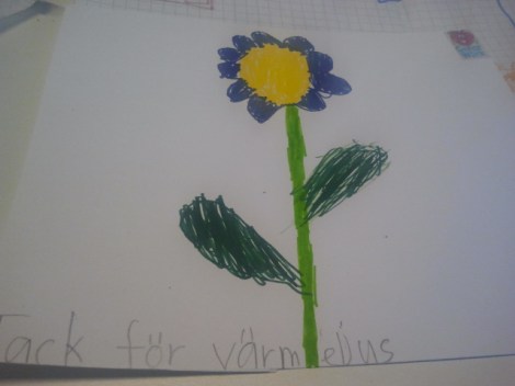 Tack för värmeljusen, skriver pojken.