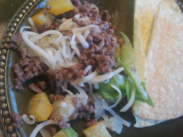 Rester från gårdagens fest var goda också i dag.