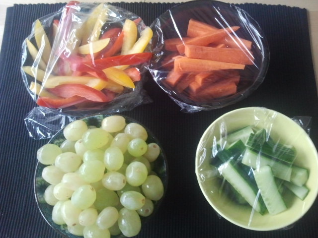 Innan Let´s Dance började i går skulle jag bara skriva ett kort blogginlägg där de stod att i väntan på gästerna har vi fixat det här och lite dippsås.