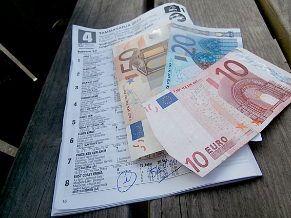 I går vann jag 84,20 euro. Satsade en femma på att en viss kuse skulle vinna och det gjorde den.