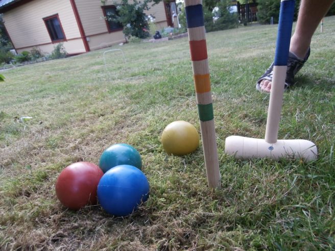 Antby Open är numera tradition. En tävling i krocket mellan maken, mig och ett par som tillhör vår vänkrets.