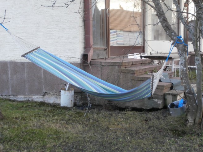 Den här hängmattan vevade runt rejält i blåsten fastän jag inte råkade få den på bild då den var upp och ner.