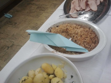 Nyhetschefens plan landade i maten.