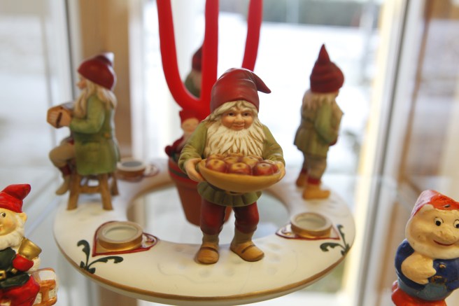 Kolla stearintomten nere till höger. Vi skrattade lite med bibbatanten då vi konstaterade att den varit "påtänd".