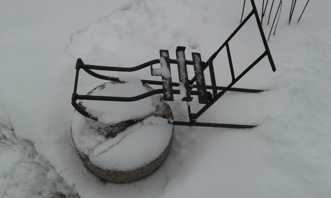 På den här miniatyrsparken brann senare på kvällen en marschall.