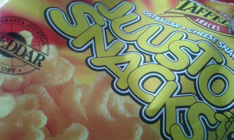 Behövde hjälp också den här gången för att nå snacksen i K-Supermarket.