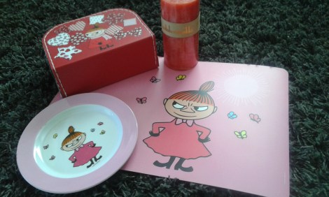 Jag gillar allt som har med Mumin att göra och fick bland annat de här sakerna av min syster och ett fint ljus av min mor.