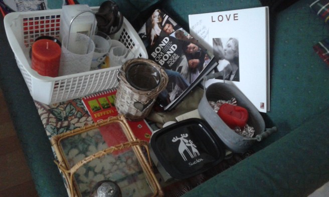 Har börjat plocka lite bland våra grejer.