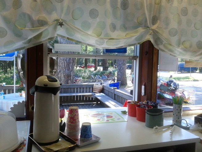 Det är lite tomt på disken nu då bara en dag återstår av kiosksäsongen 2014.