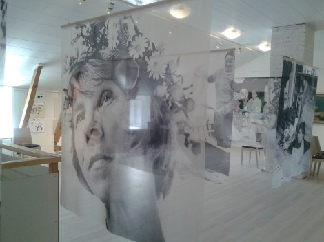 De som byggt upp utställningen på Almska Gården har gjort ett verkligt strongt jobb.