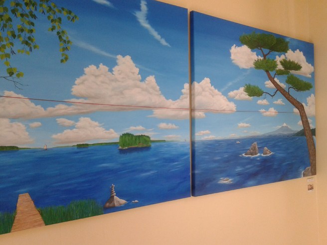 Temporär målning på väggen eller inte? Men den här fina tavlan finns i alla fall på lunchstället Sakura Deli.