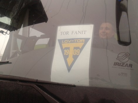 Resan kan börja då skylten visar vem det är som finns i bussen.