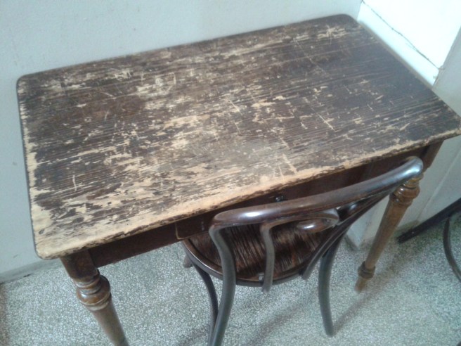 Ett gammalt fint bord.