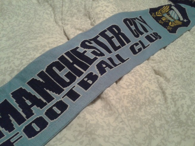 Snart dags att använda halsduken, det börjar bli kyligt utomhus.