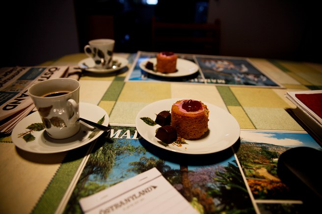 Gjorde en 80-års intervju i dag och blev bjuden på Runebergstårta.