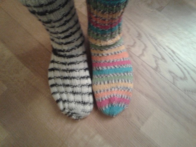 Brukar alltid annars ha svarta strumpor men i kväll använder jag de här!