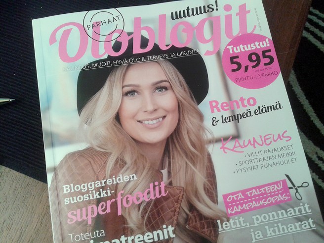 Och så föll jag för frestelsen att köpa en veckotidning.