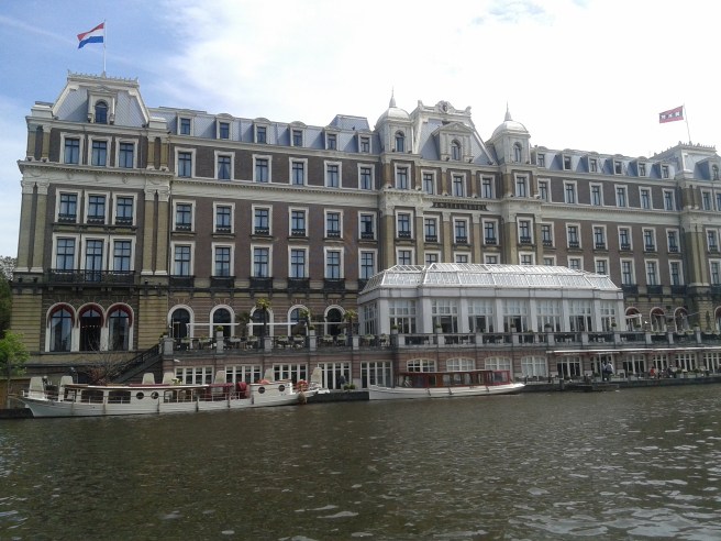 Amstel Hotel är ett av de finaste i Amsterdam, vi bor inte där, men vi bor fint ändå :-)