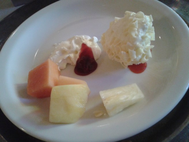 Glass och frukter i all enkelhet, Indrapura.