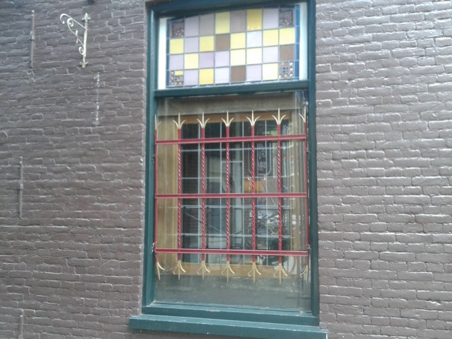 Ett av många fönster jag såg i Amsterdam, nu minns jag inte längre exakt var det fanns :-)
