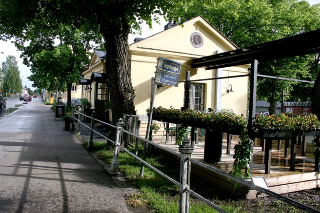 Liten men naggande god restaurang på Fredsgatan i Borgå.