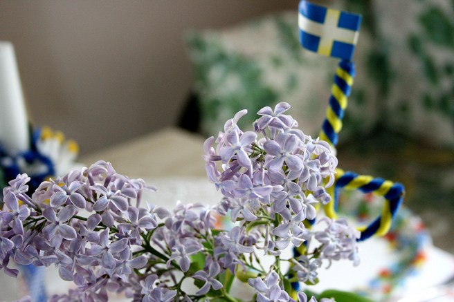 Somrigt dukat med det svenska inslaget som jag älskar.