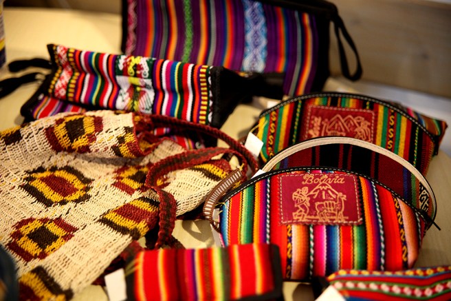 Färggranna hantverk.