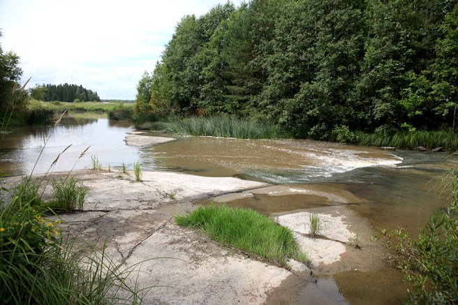 Här mynnar forsen ut.