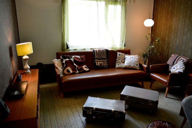 Eftersom det mesta är upprivet och under renovering i CasaBenItalia bor Beniamino i gårdsbyggnaden och har där hur fint som helst.