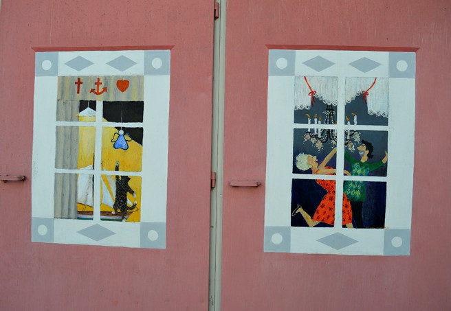 Ett större elskåp i Karlskronabulevardens park som jag fotograferat förr men nu ur lite annan vinkel.