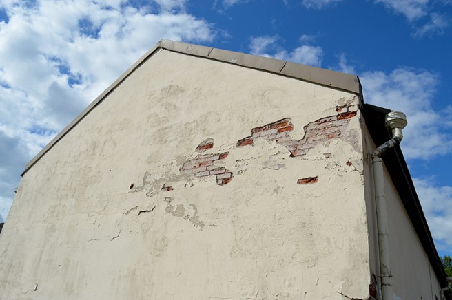 Pingstkyrkan höll också öppet hus men jag hann inte in där heller. Fascinerades bara av en del av fasaden.