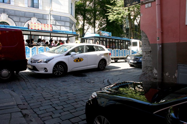 Vem har företräde?