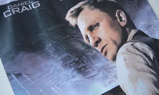 Hans finns på väggen i sovrummet också.