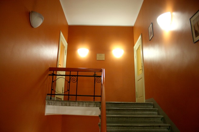 I rummet med ingång till vänster bodde vi.