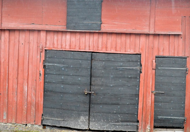 På en av många gamla gårdar i centrala Borgå finns den är vackra väggen.