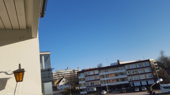 Jag satt två timmar på balkongen och njöt. Knappt så jag förstod att tiden gick så fort.