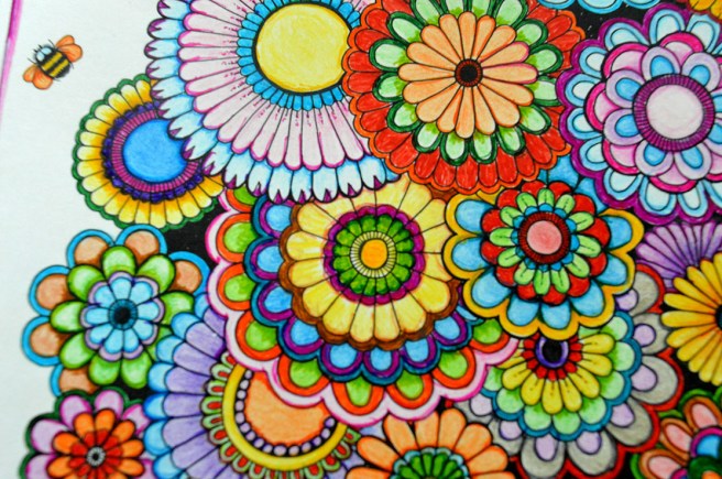 Jag blir glad av granna färger och av kort på posten.