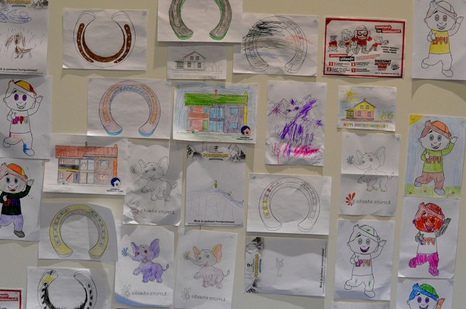 Teckningar jag hittade på en vägg på mässan i Tammerfors för snart en månad sedan.