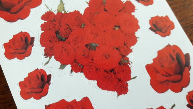 Helgen är späckad med program och mycket har rosor som tema.