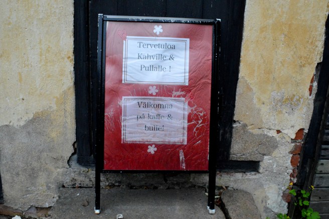 En skylt som verkade lite övergiven.