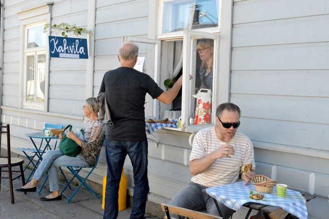 Ett av många små charmiga, personliga pop-up-cafeterior.