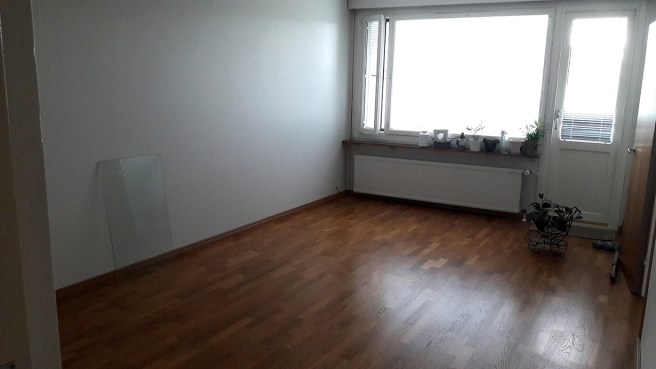 Lite senare såg det ut så här i rummet på Drottninggatan.