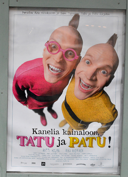 Med dessa glada nunor från en reklam för en film på bio önskar jag alla en bra start på veckan!