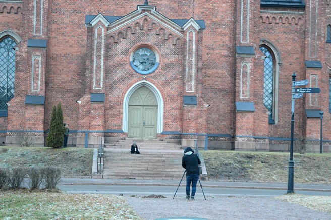 Vad håller dom på med?