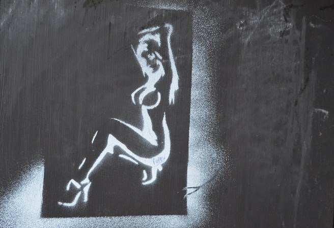 Misstänker att konstnären har använt att schablon för att få fram det här.