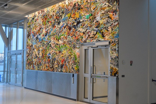 Det fanns två sådana här väggar på samma våningsplan.