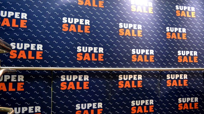 Är seglatsen super? Eller är det många som super? Är det Sale eller Sail som är i fokus?